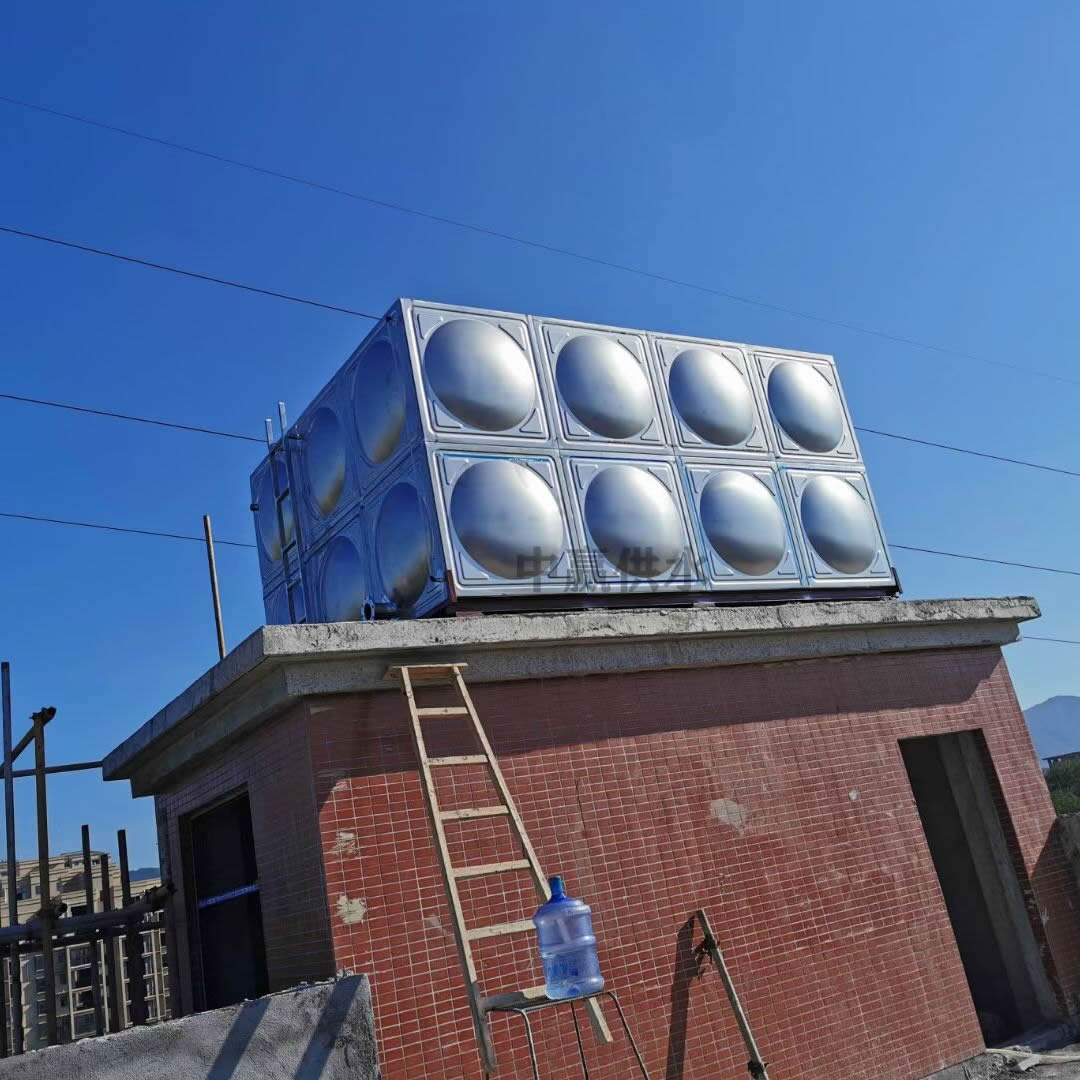 樓頂不銹鋼水箱 樓頂不銹鋼水箱