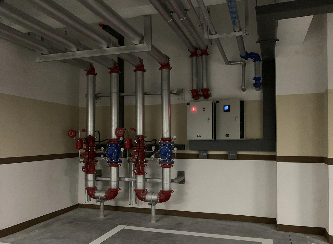 小區(qū)地下室水泵房自來(lái)水管道振動(dòng)是什么原因?怎么解決?